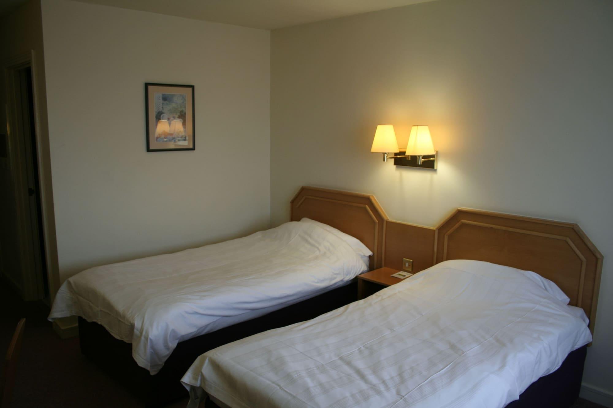 Super 8 By Wyndham Durham Hotell Rum bild