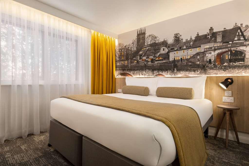 Super 8 By Wyndham Durham Hotell Rum bild